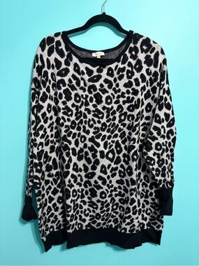 Laura Leopard Print Knit tunic Sweater - Black & grey